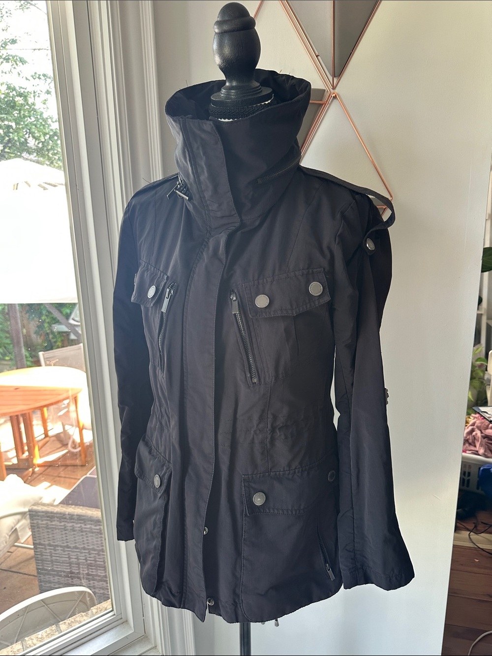 VINTAGE BCBG Y2K BCBGMAXAZRIA Black Utility Jacket Fall Coat Funnel Neck Small